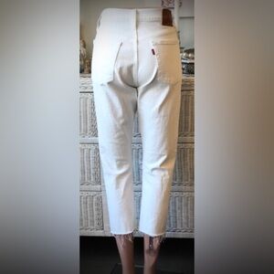 Levi's Premium 97% Cotton blend high waisted 501 crop jeans white color size 27